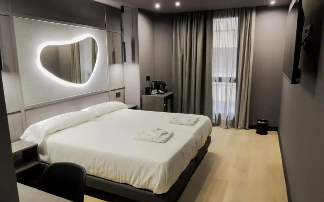 Hotel LIVVO La Escarlata