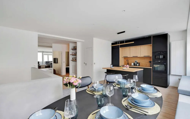 Spacious Apartment With 2 Rooms