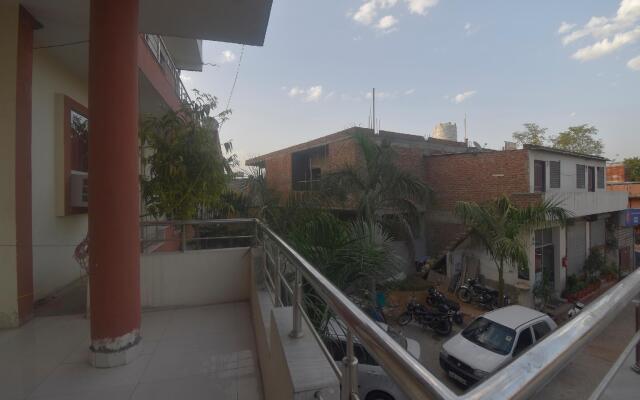 OYO 36200 Murli Guest House