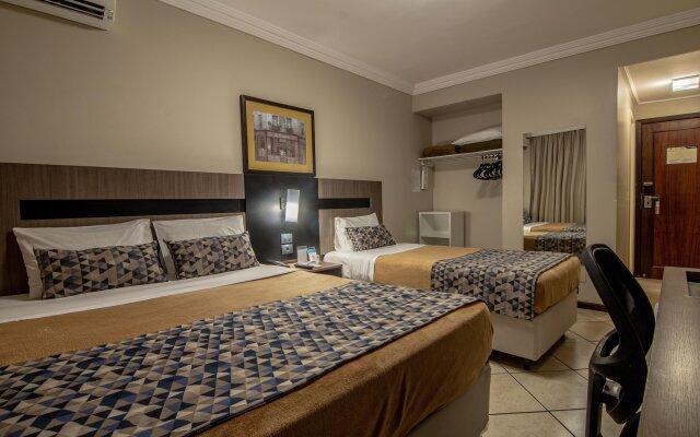 Hotel Deville Express Cascavel