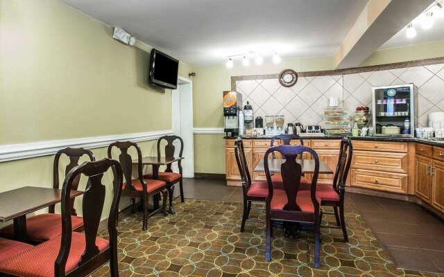 Quality Inn Greenwood Hwy 25