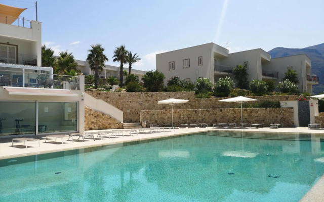La Blanca Resort & Spa