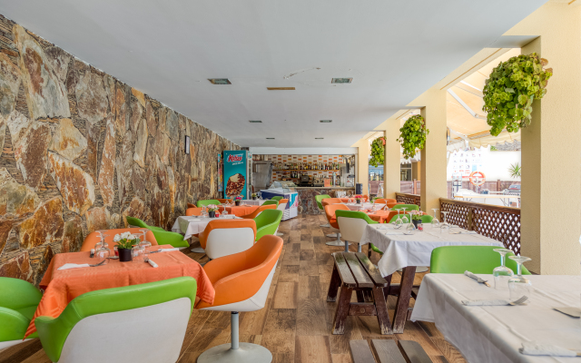Holiday Club Sol Amadores Hotel