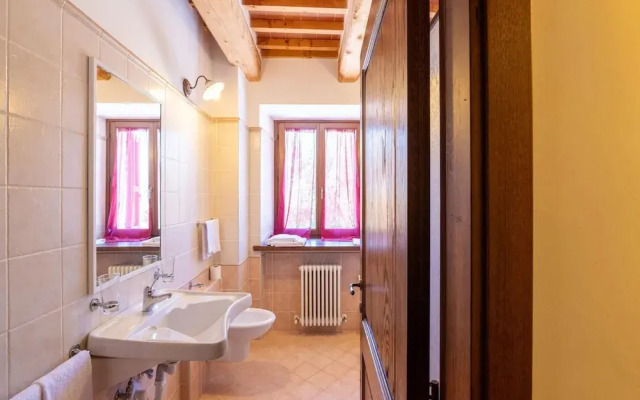 Apartment in a Farmhouse With 2 Swimming Pools