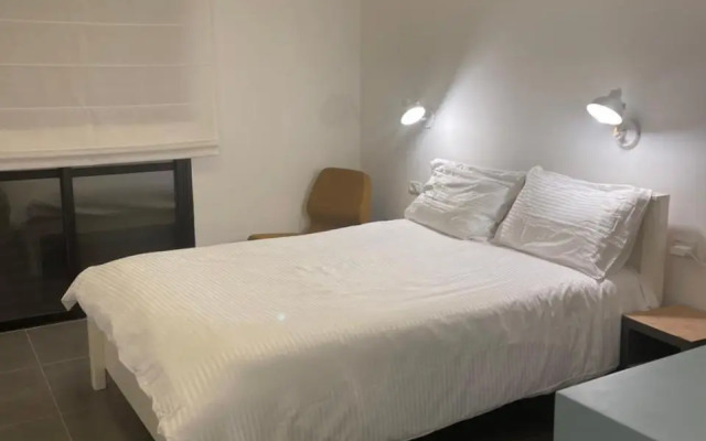Beautiful Apartment on The First Line of The Sea