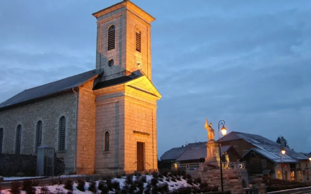 Gite de la Marandine in Metabief With Garden