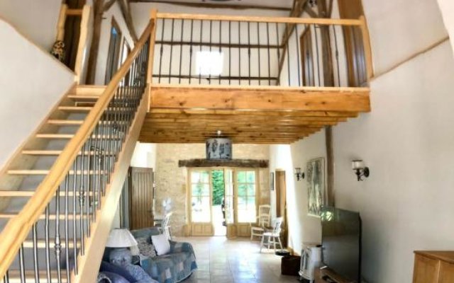 5 bedroom house with private pool, S Dordogne