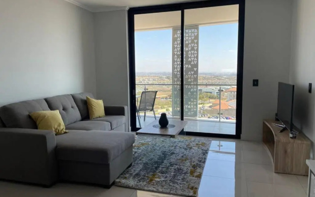 Ellipse Waterfall Upmarket Apartment