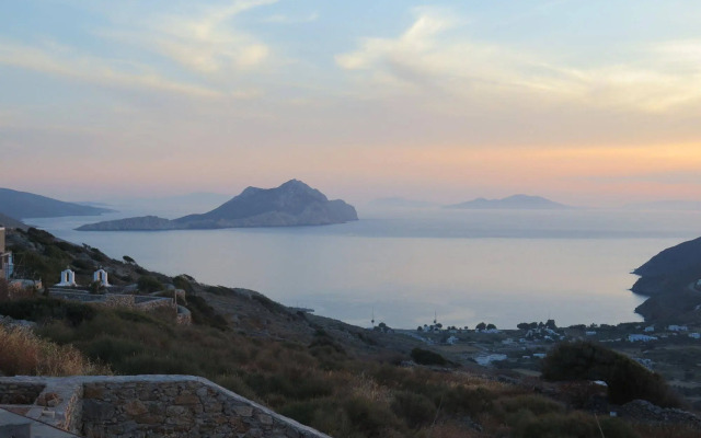 Kaminaki Amorgos Studios & Apartments