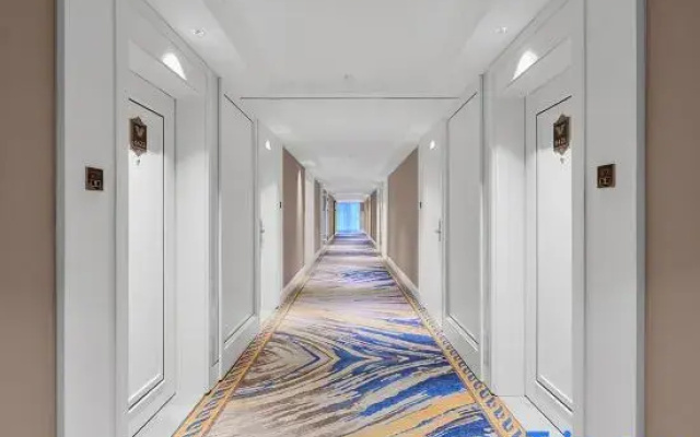 Vienna International Hotel (Zhenjiang Yangzhong)