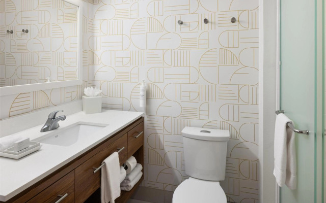 Home2 Suites by Hilton Roseville Minneapolis