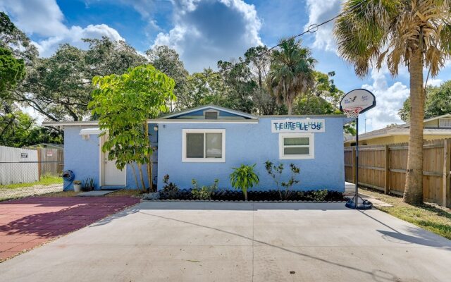 Sunny Hudson Home w/ Private Yard & Fire Pit!