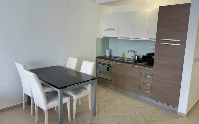 Smart Carrara Apartments