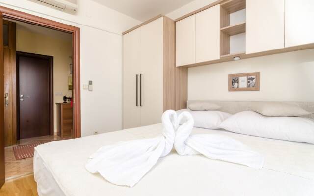 Apartment 4U