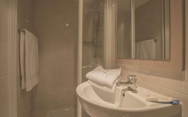 ExcelSuites Residence