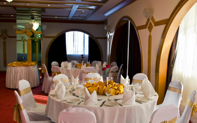 Copthorne Downtown Abu Dhabi Hotel