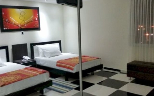 Hotel Balcones De La Bahia