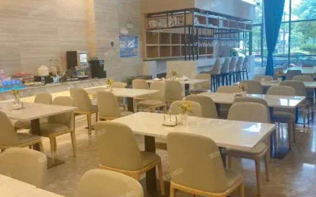 Kyriad Marvelous Hotel (Boluo Longxi)