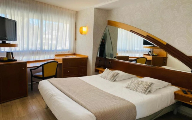 INTER-HOTEL Saint-Malo Ouest Le Crystal