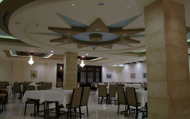 Manger Square Hotel
