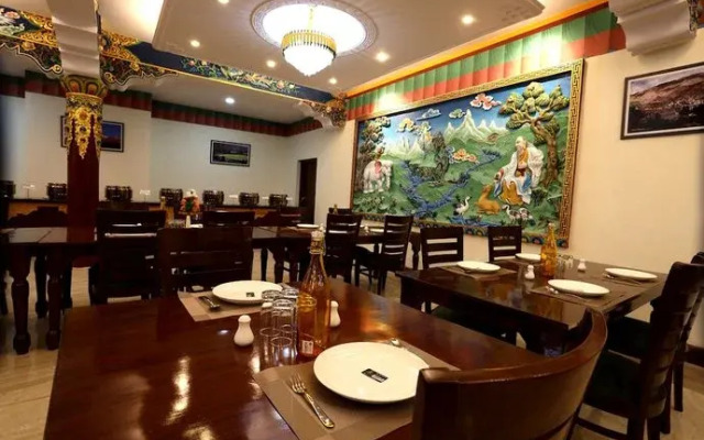 Hotel The Grand Khasdan
