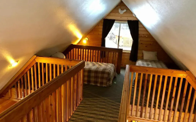 Riverside Cabins at Susitna River Lodge