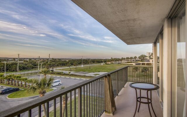 Islander East Miniums #216 2 Bedroom Condo