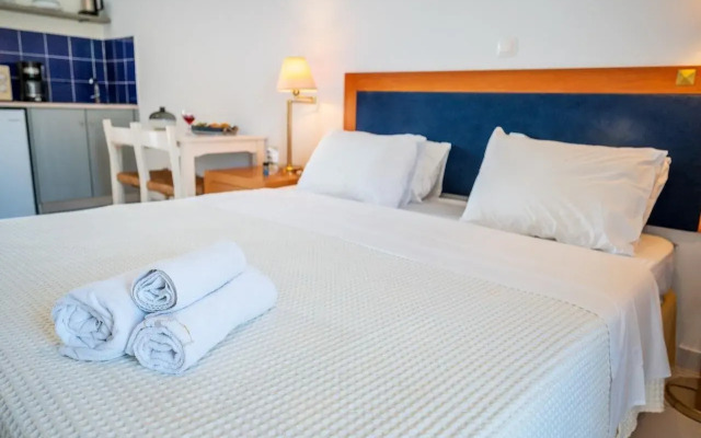 Jonathan Studio Apartments