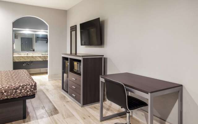 Americas Best Value Platinum Inn & Suites