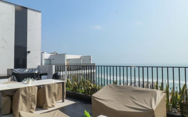w Modern Loft With Balcony in Barranco
