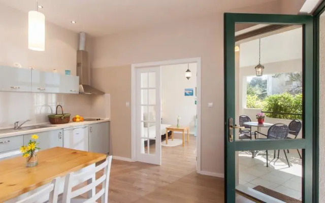 Apartments Meri Makarska