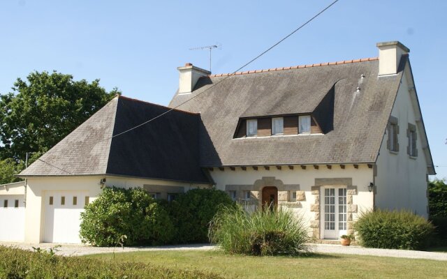 Blissful Holiday Home in Hénansal With Garden