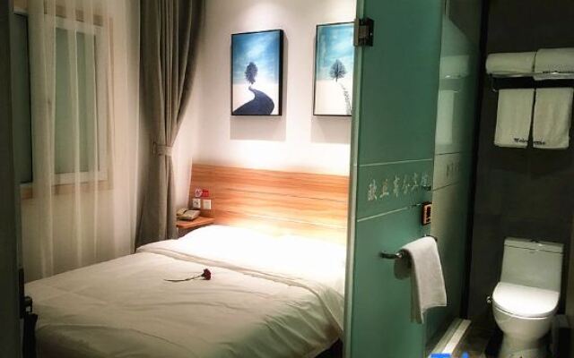 Ouya Business Hotel