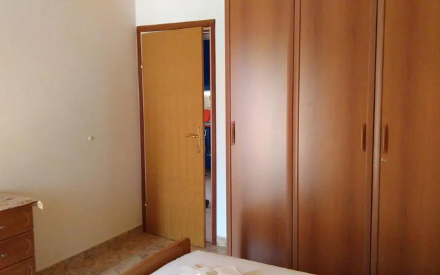 Apartments with a parking space Rukavac, Vis - 13337