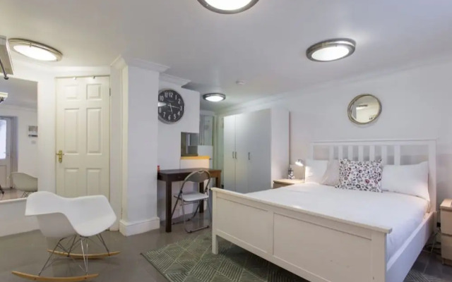 Spacious Studio 10 Minutes From Oxford Street