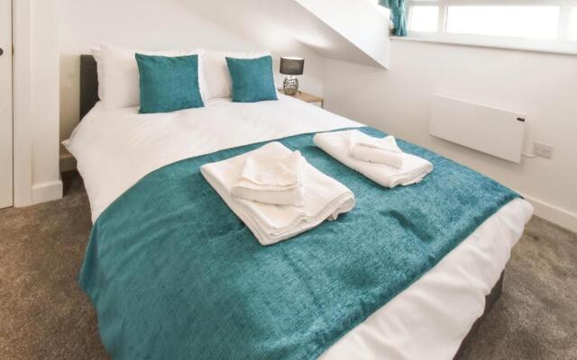 Windmill View Loft Apartment