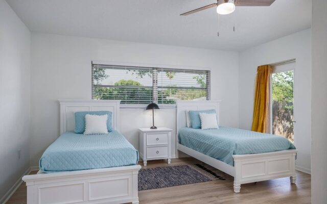 Gorgeous Grove Contemporary Family Home