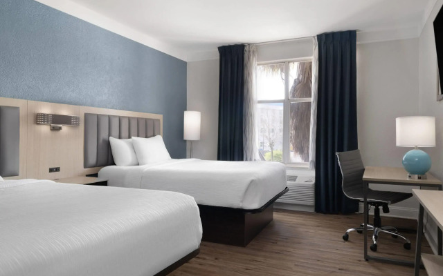 Wingate by Wyndham Savannah Gateway