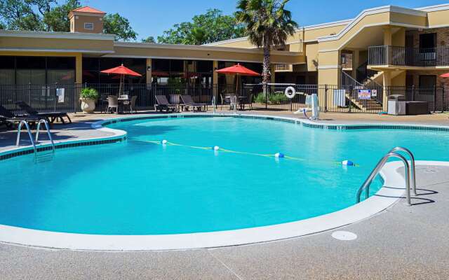 Quality Inn Biloxi Beach