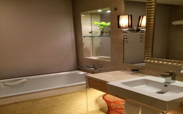 XinHua JianGuo Hotel