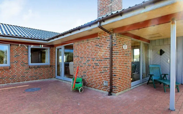 9 Person Holiday Home in Ringkobing