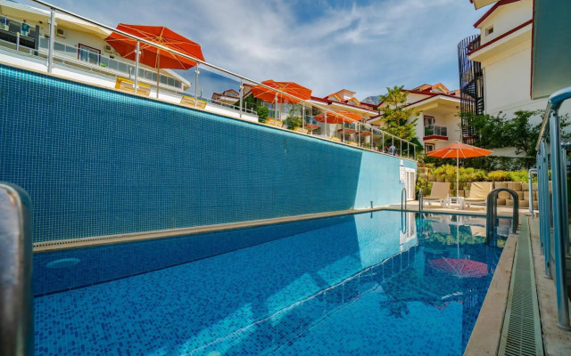 Sunshine Holiday Resort