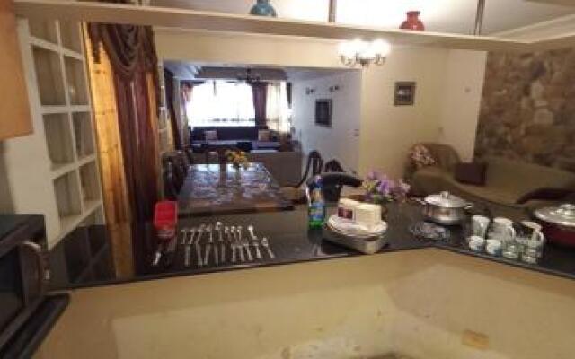 300 sqm2 flat in Cairo