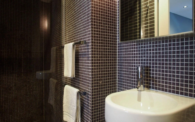 Crown Hotel Surry Hills