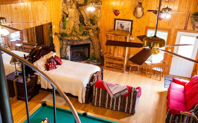 Shalom House Bed and Breakfast