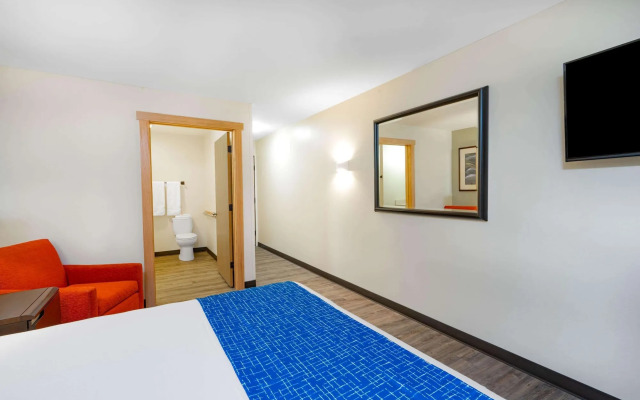 Travelodge by Wyndham Lovell/Bighorns