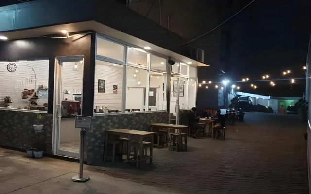 Raja Residence