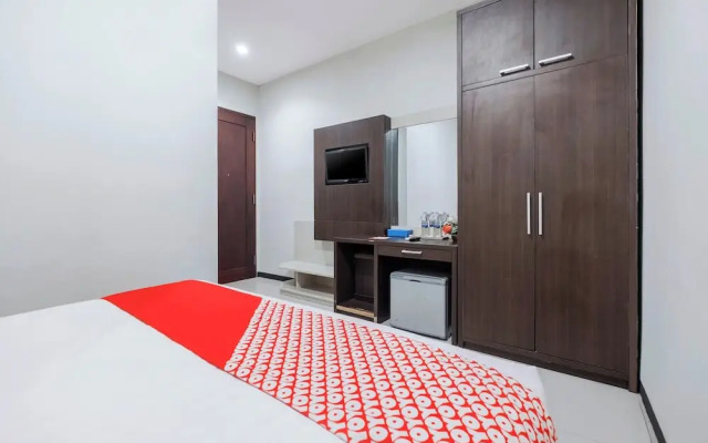 Hotel O Marina Andalas