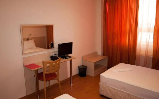 Hotel Astra