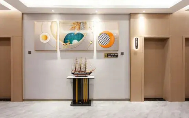 Xiduo Hotel （Ganzi Batang County Government Store）